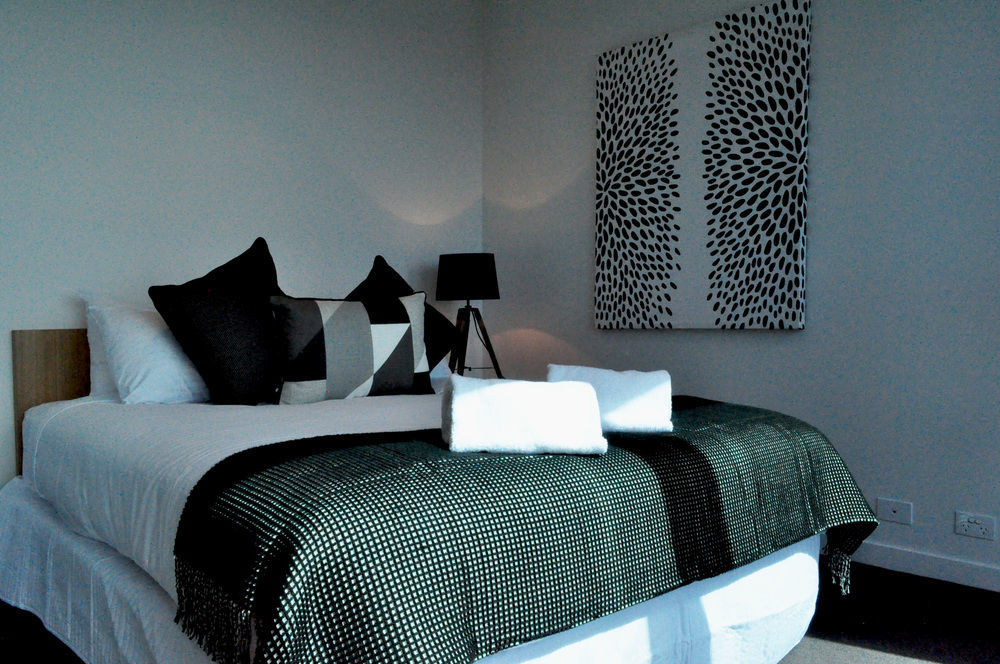 Serviced Apartments Melbourne - Platinum Мелбърн Екстериор снимка