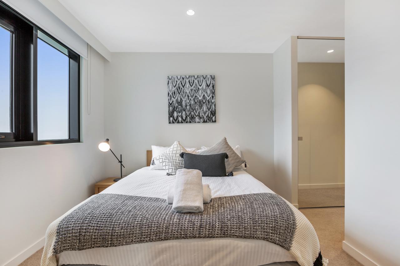 Serviced Apartments Melbourne - Platinum Мелбърн Екстериор снимка