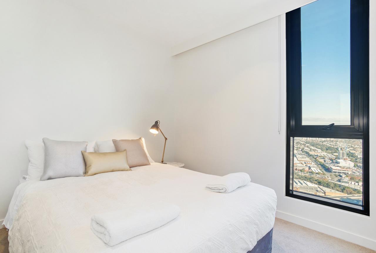 Serviced Apartments Melbourne - Platinum Мелбърн Стая снимка