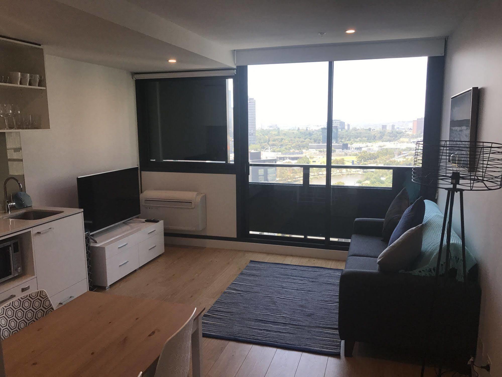 Serviced Apartments Melbourne - Platinum Мелбърн Екстериор снимка